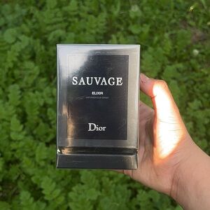 Dior Sauvage Elixir in Elegant Black
